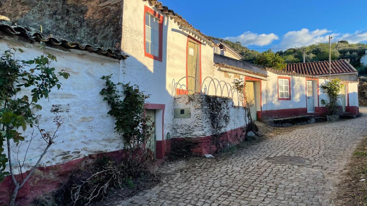 My Grandmas A Casa Das Avos Vale de Figueira Exteriér fotografie